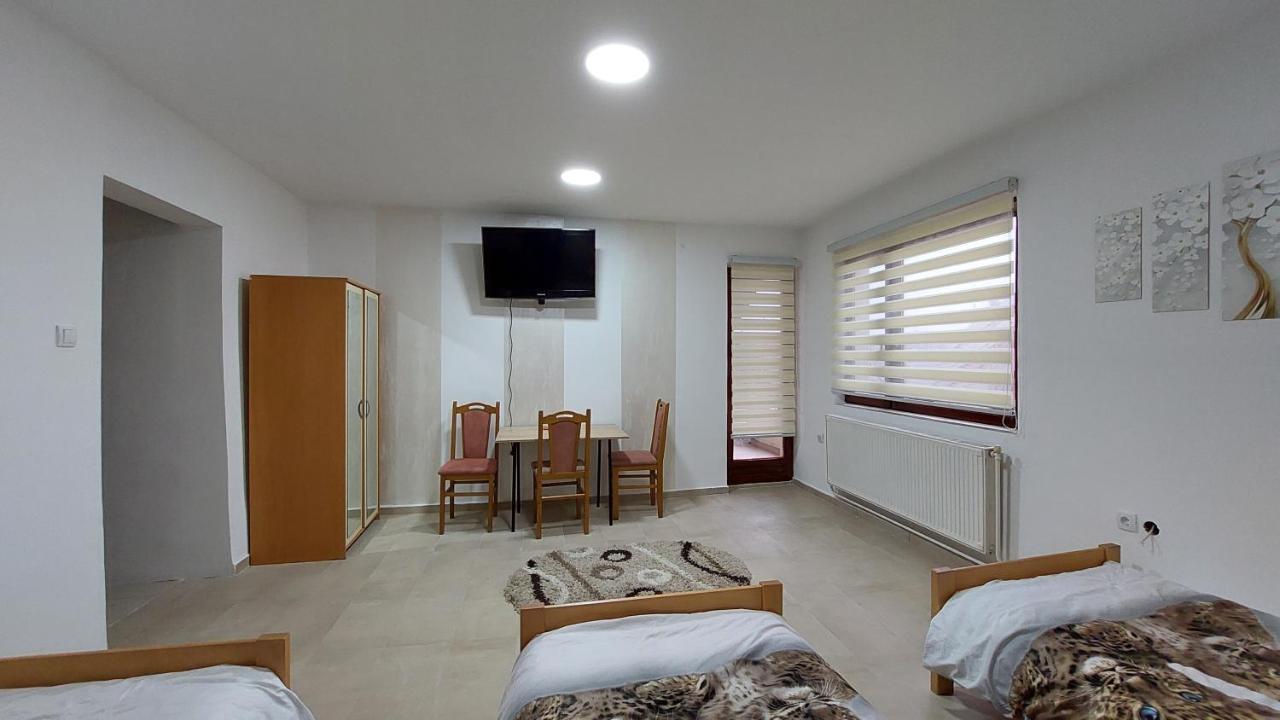 Rooms Stefan Суботица Экстерьер фото