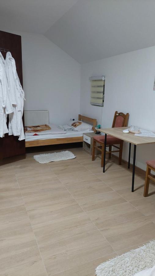 Rooms Stefan Суботица Экстерьер фото